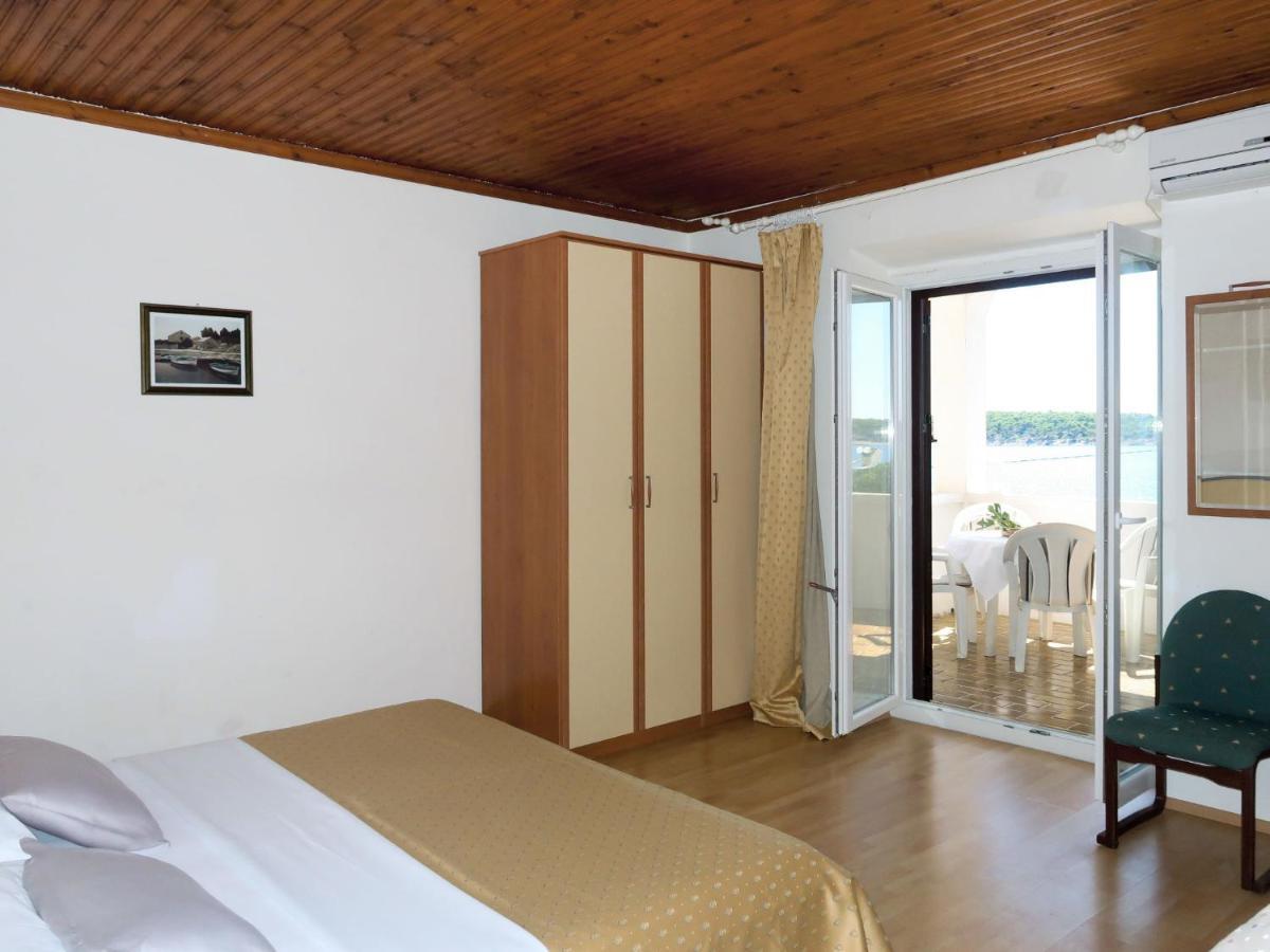 Apartment Ana - Rab166 By Interhome Barbat na Rabu Kültér fotó
