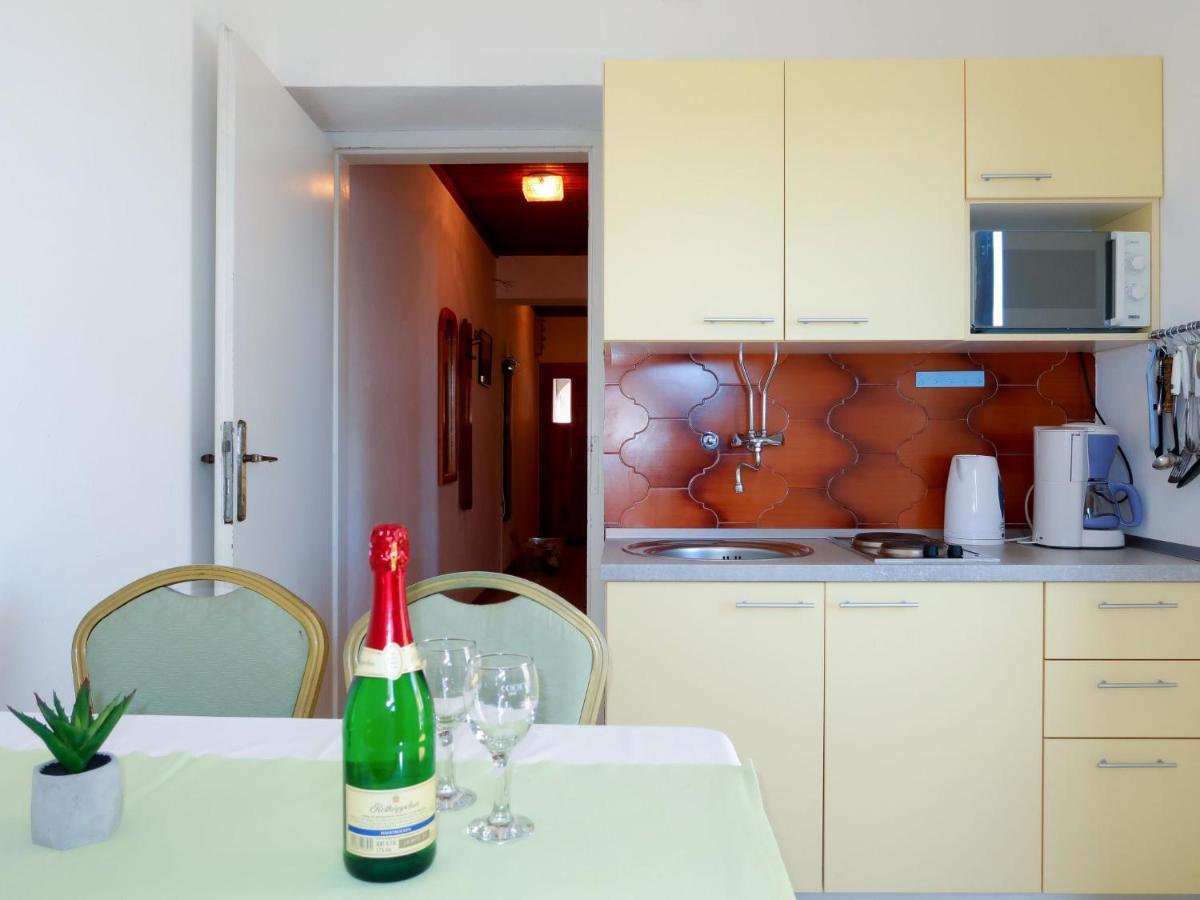 Apartment Ana - Rab166 By Interhome Barbat na Rabu Kültér fotó